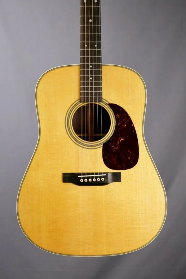 Martin D-28 - Image 3