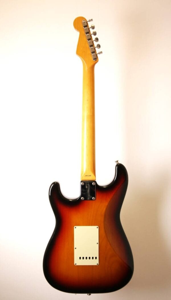 1994 Fender Japan '60s Stratocaster 3 Tone Sunburst - Image 4