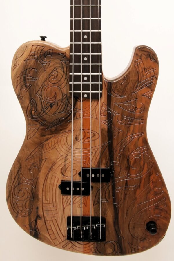 Solace Southern Deluxe Bass - Image 3