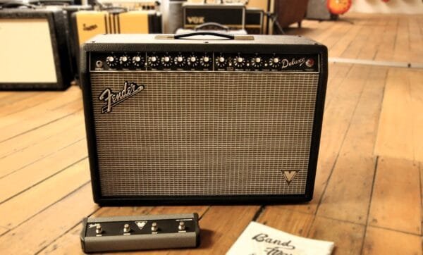 Used - 2009 Fender Deluxe VM Amp w/Footswitch