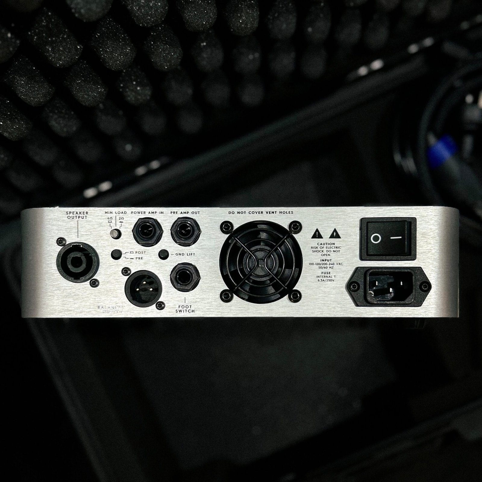 Used - Darkglass Microtubes 900 v1 Bass Amp Head w/Pelican Case - Image 2